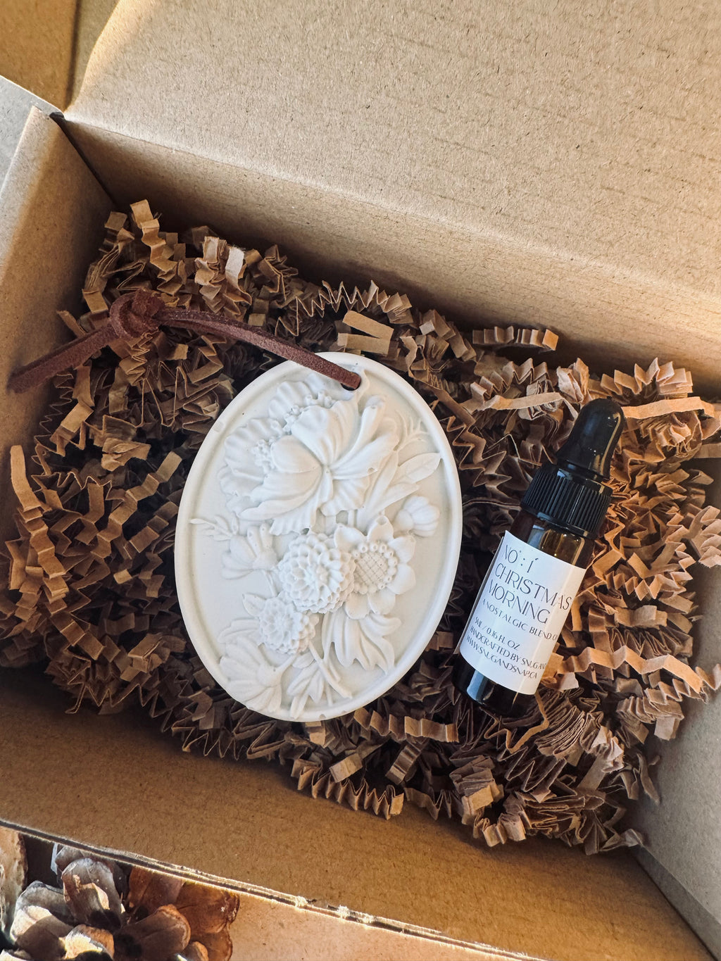 Essential oil diffuser ornament.