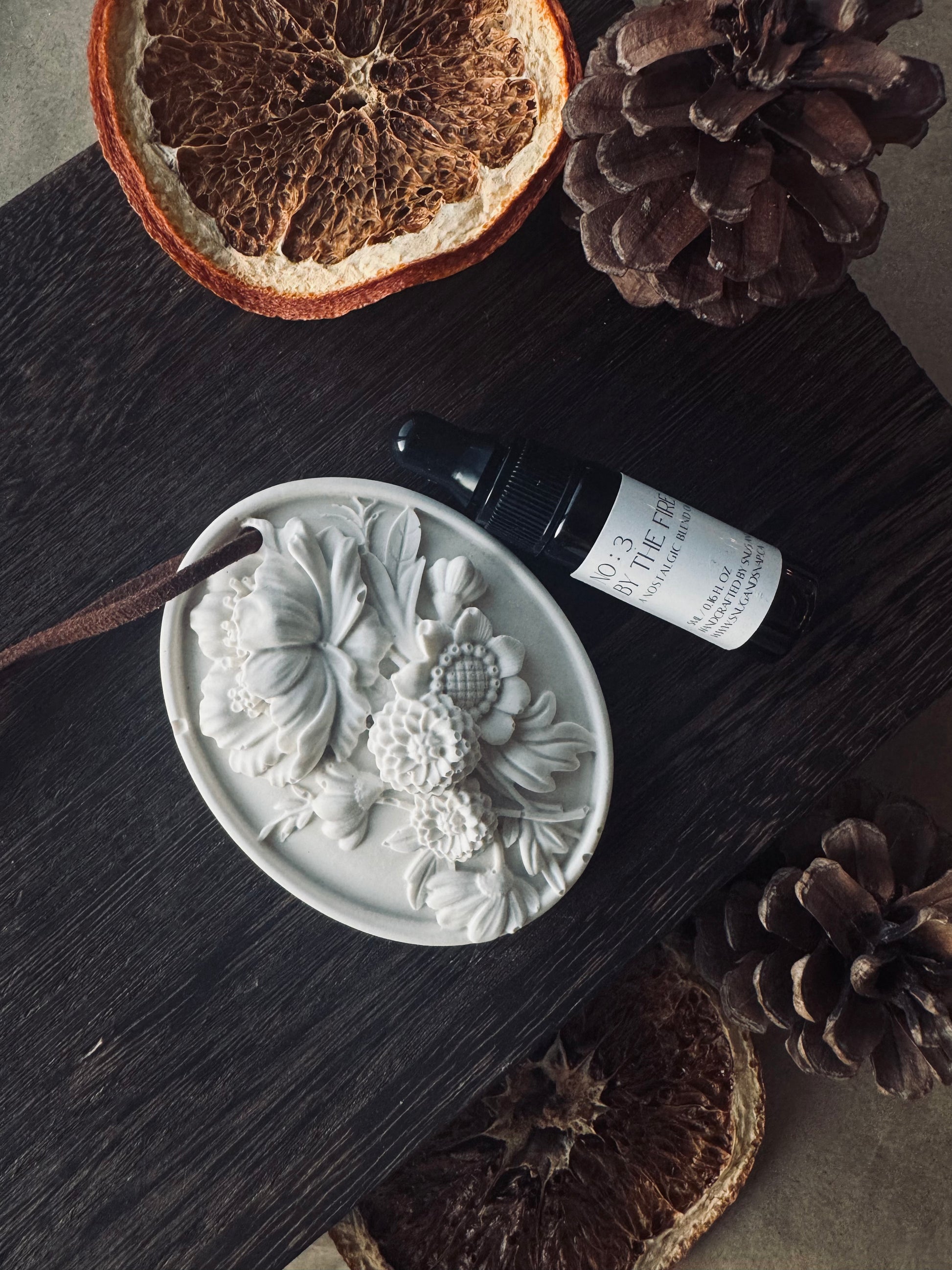 Essential oil diffuser ornament.